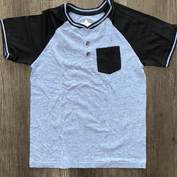 🔵3/$20🔵365 KIDS from Garanimal| boys shirt 10 - Picture 2 of 5